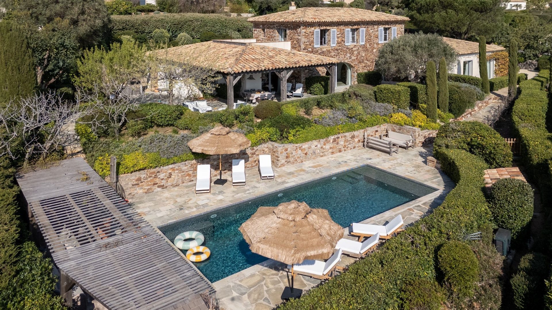 Villa Mareva thumbnail 2