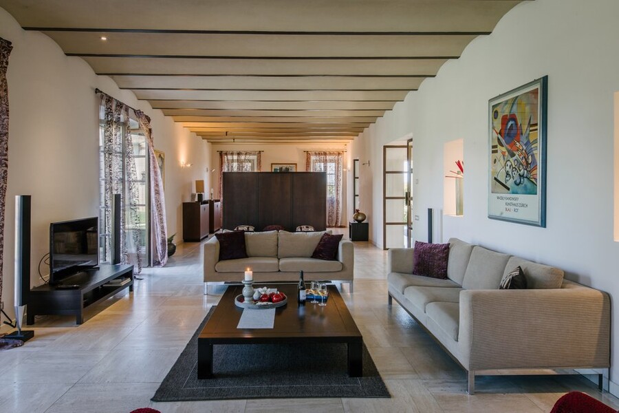 Villa Morrovalle 12 thumbnail 5