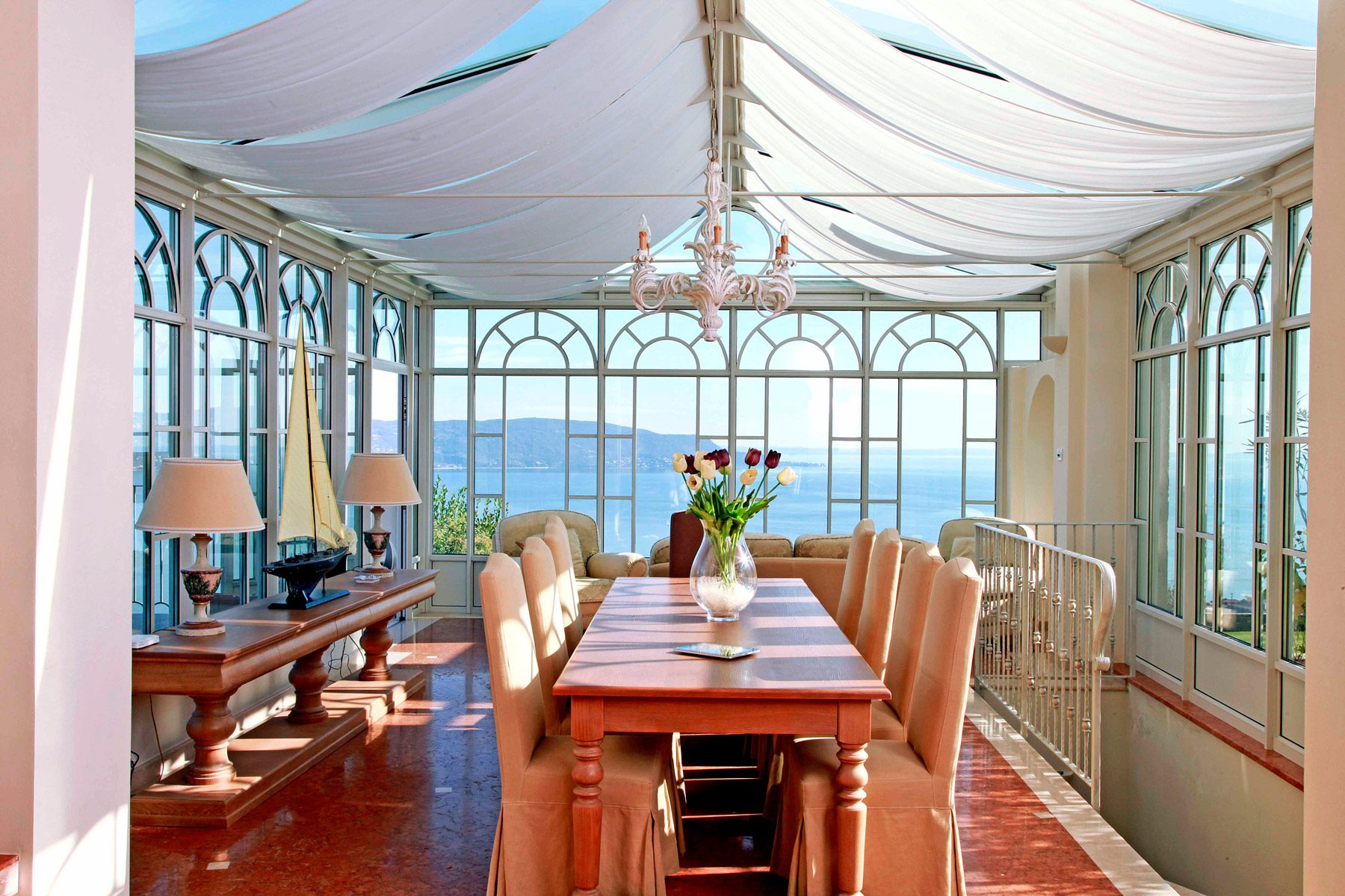 Lakeview Splendid Villa thumbnail 13