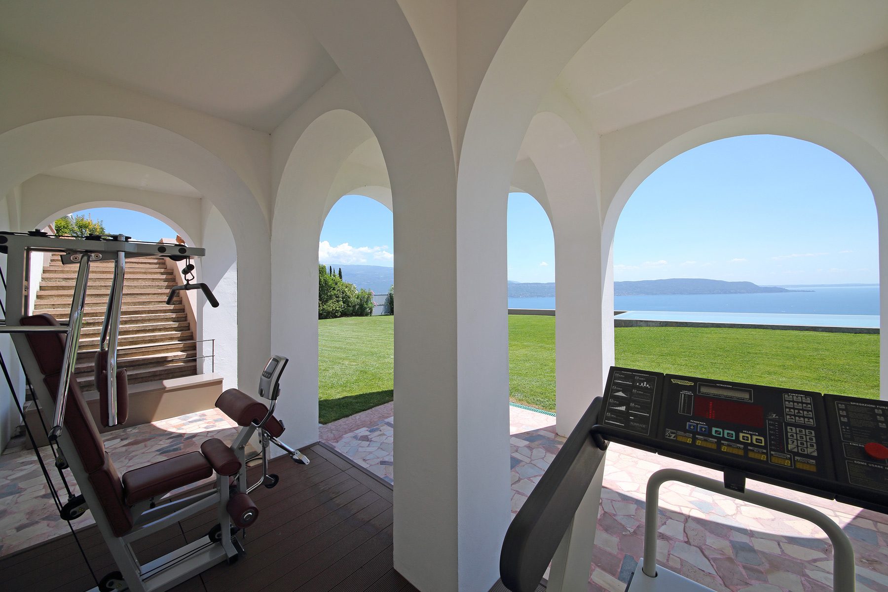 Villa Garda thumbnail 23