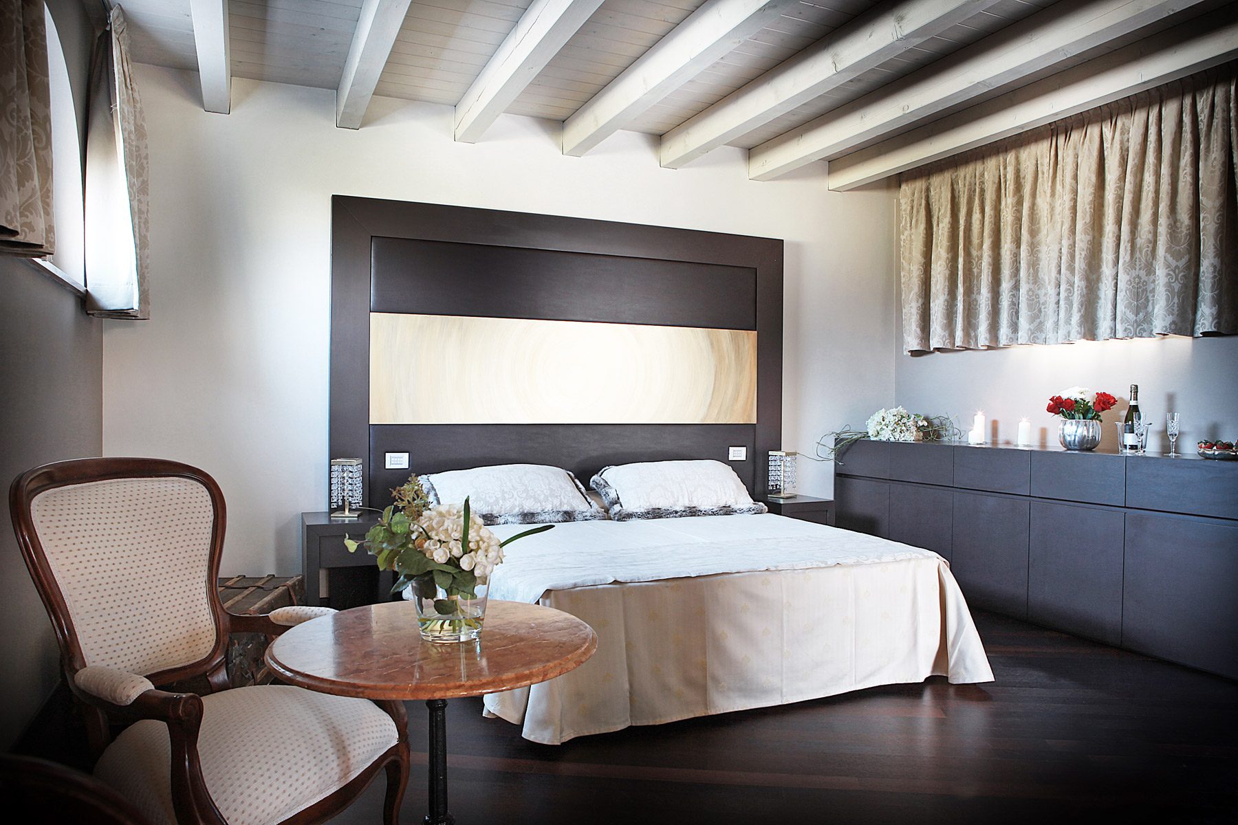 Lakeview Splendid Villa thumbnail 17